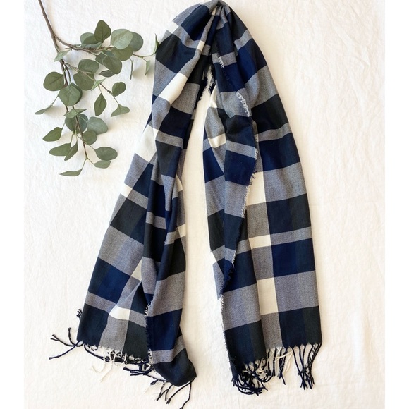 Plush Apparel Super Soft Plaid Scarf - Picture 3 of 10